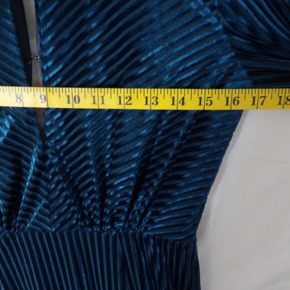 RYSE Dress Womens Small Blue/Teal Striped Ruffle Hem Mini Velvet Cocktail‎ - Picture 14 of 14